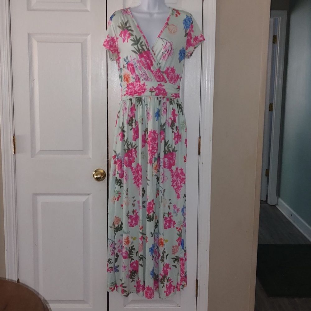 Ouges pale mint green floral print maxi dress summer beach wedding classy Sz S